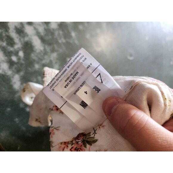 Reformation Creed  cream&pink floral Crop Top in Geraldine sz 4 - Picture 3 of 4